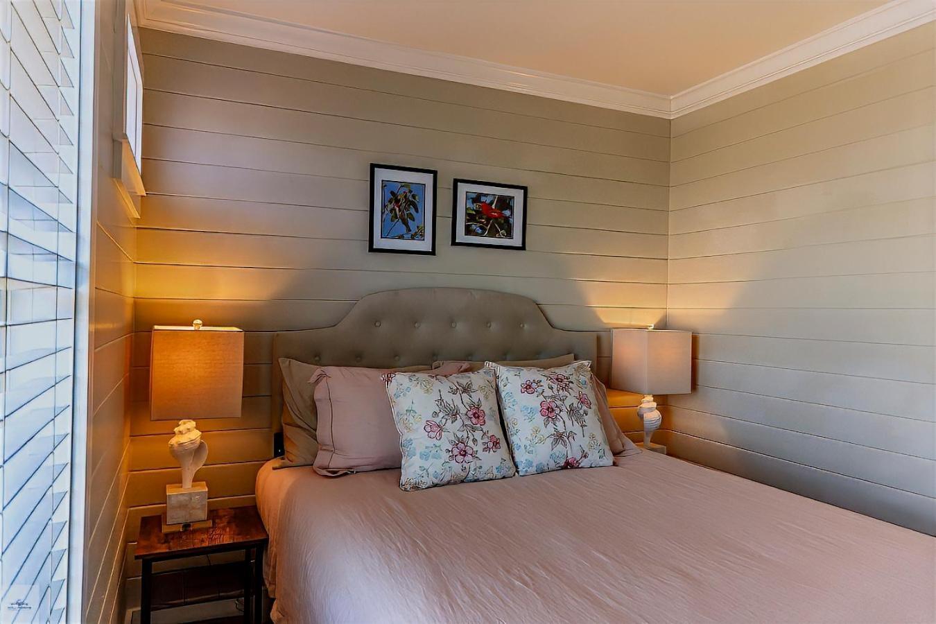 Blue Dolphin Inn And Cottages Grand Isle Eksteriør bilde
