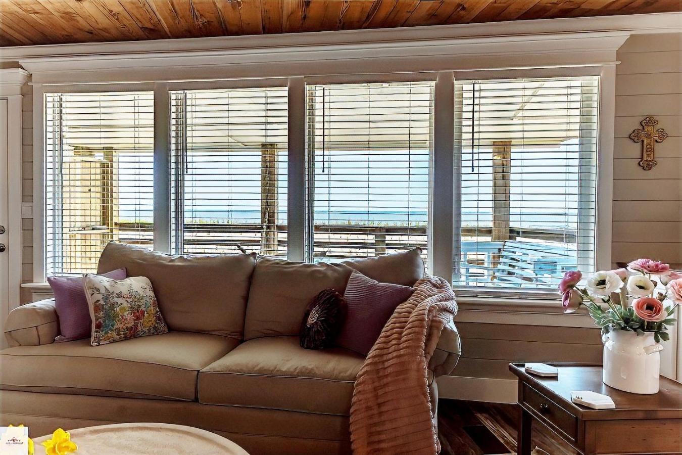 Blue Dolphin Inn And Cottages Grand Isle Eksteriør bilde